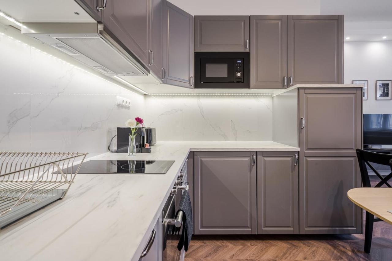 Bpr Sirius Suite With A/C Budapest Esterno foto