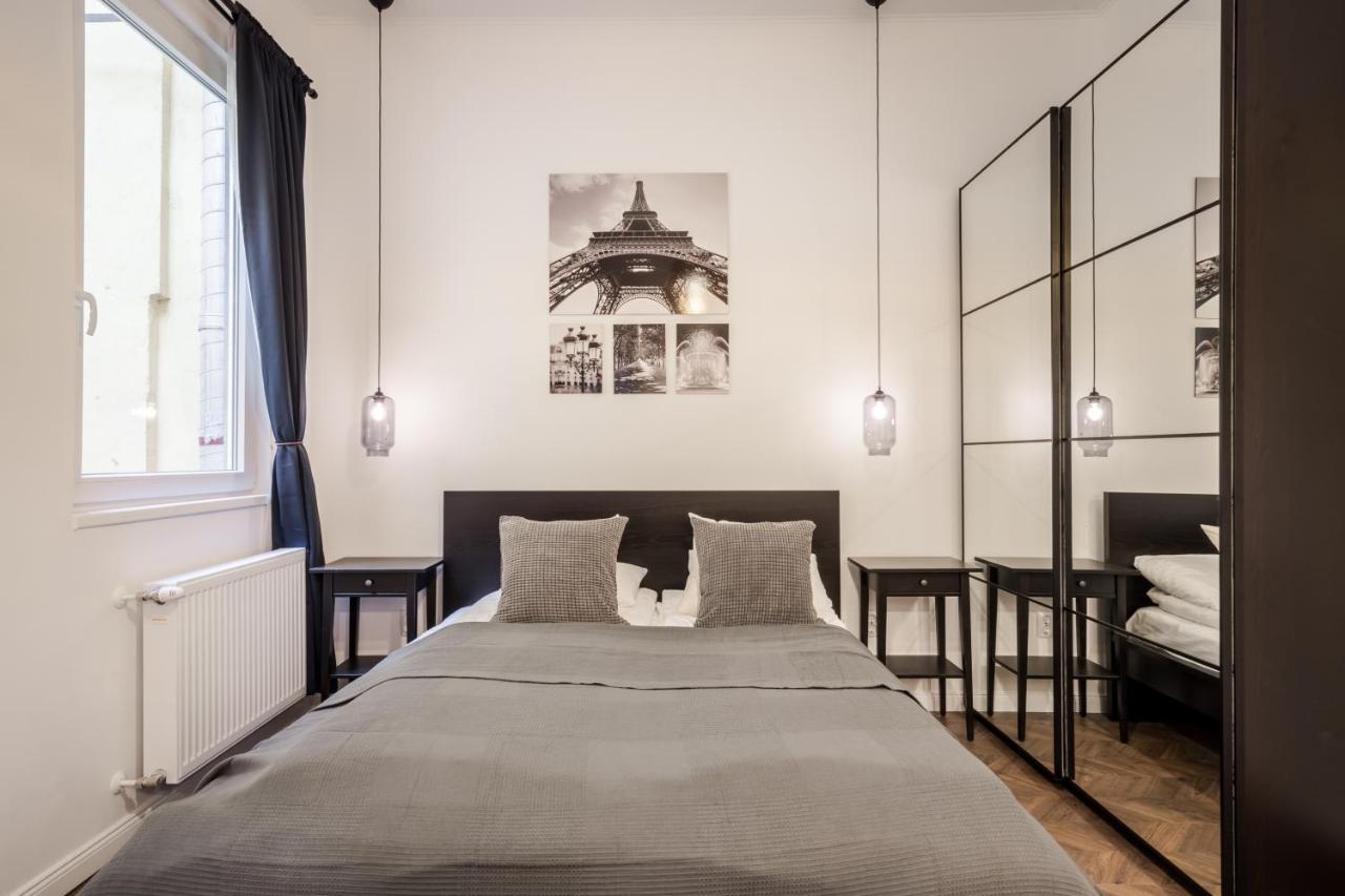 Bpr Sirius Suite With A/C Budapest Esterno foto
